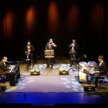 Bern&aacute;ldez Swing Jazz Quintet