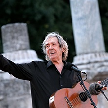 Paco Ib&aacute;&ntilde;ez