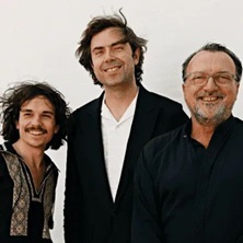 Andr&eacute;s Coll Cosmic Tr&iacute;o