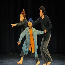 Le trois&egrave;me Pas ( El tercer paso )