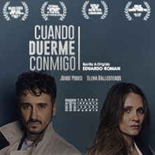 Cuando duerme conmigo