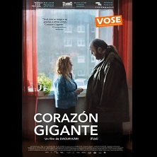 Cine Club - Coraz&oacute;n gigante