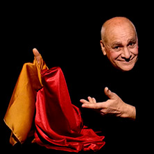 Rub&eacute;n Pagura.  El traje nuevo del emperador