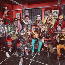 Los aut&eacute;nticos decadentes