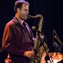 Enrique Oliver