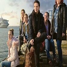 En un muelle de Normand&iacute;a Centro Cultural Paco Rabal