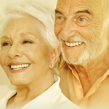 En el estanque dorado