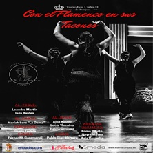 Con el flamenco en sus tacones