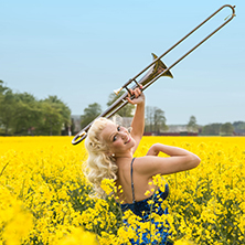 Gunhild Carling & The Carling Family Band