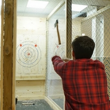 Tiro de hacha & Axe throwing