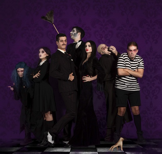 La Familia Addams. Tel&oacute;n Aparte