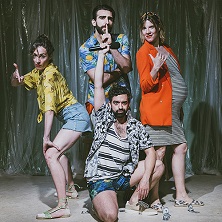 Le es f&aacute;cil flotar