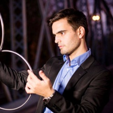 Mago Andr&eacute;s Ca&ntilde;adas