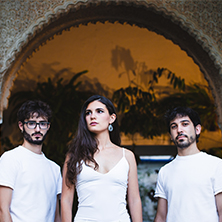 Vandalia Tr&iacute;o