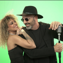 Paco Pil & Brisa Play