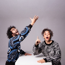 Ual-la! &iexcl;Play!