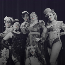 La &Uacute;ltima Noche de Las Poulettes