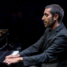 Roger Santacana Tr&iacute;o