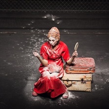 Rojo - Mireia Miracle Company