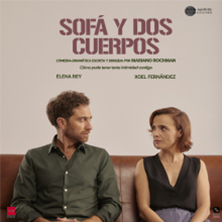 Sof&aacute; y dos cuerpos
