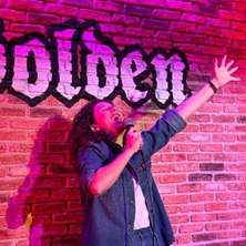 Verm&uacute; Comedia