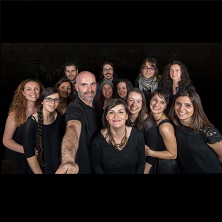 Xabier D&iacute;az y las Adufeiras de Salitre