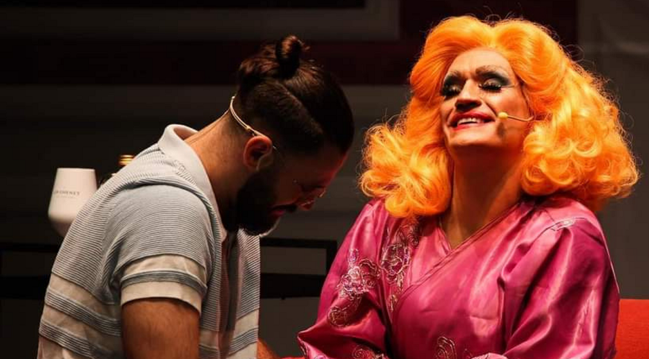 Con la Poli en los tacones