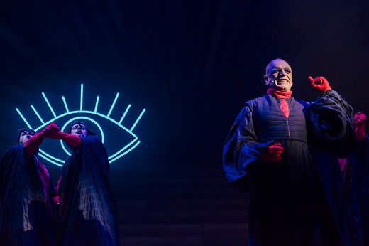 33 El Musical