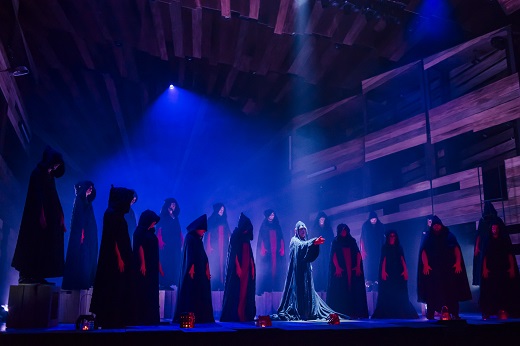 33 El Musical