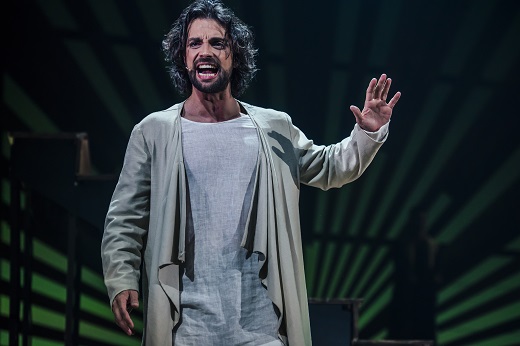 33 El Musical