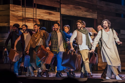 33 El Musical