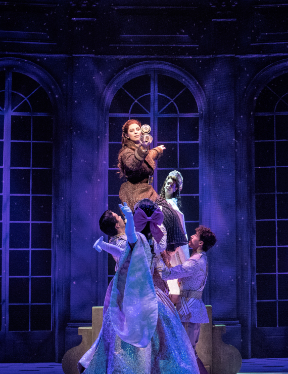 Puesta en escena - Recuerdos de un baile de gala