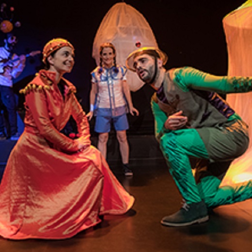 Carlota: Odisea en el espacio