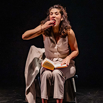 C&oacute;mete un pie