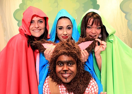 &iquest;Qui&eacute;n es la aut&eacute;ntica caperucita roja?