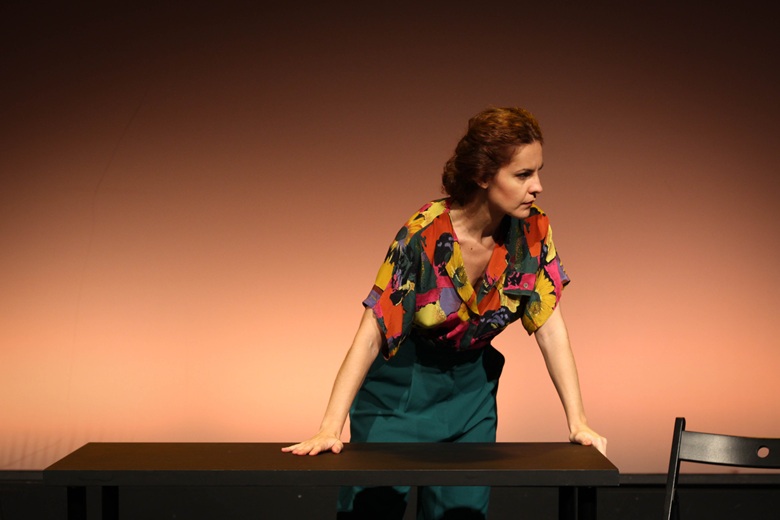 Victoria viene a cenar