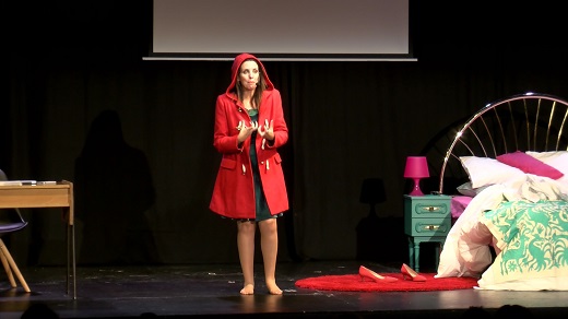 De Caperucita a Loba en solo seis t&iacute;os