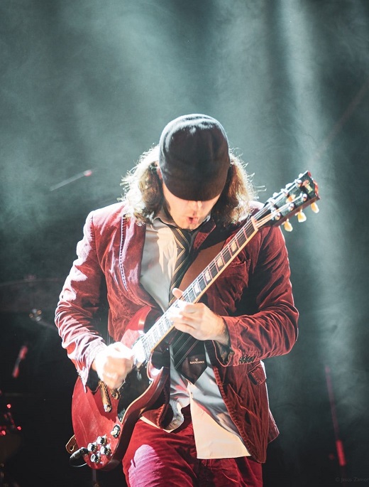 EISIDISI. Descubriendo a ACDC. Rock and Children