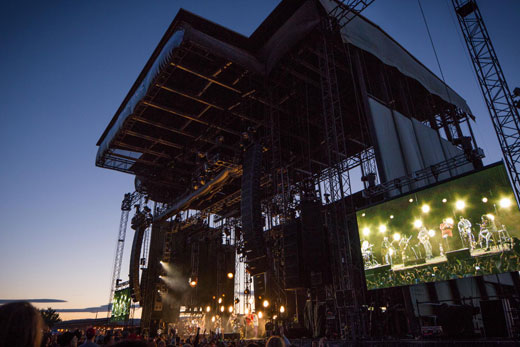 DMB Caravan, Gorge 2014