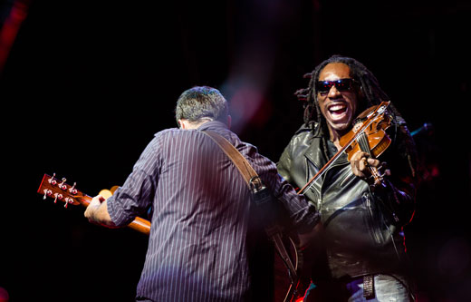 DMB Caravan, Gorge 2014