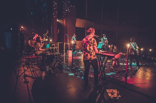 Dos d&iacute;as en la vida. Homenaje a Pau Don&eacute;s