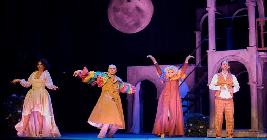 El &Eacute;xito De La Temporada