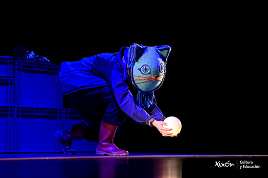 El gato con botas de lluvia