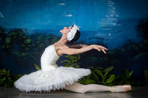 El lago de los Cisnes - Ballet cl&aacute;sico de Cuba Lau