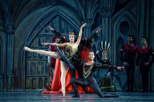 El lago de los Cisnes - Ballet cl&aacute;sico de Cuba Lau