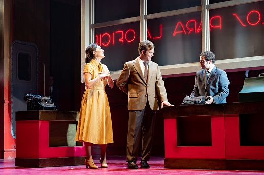 El tiempo entre costuras