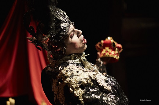 Farinelli VS Carestini