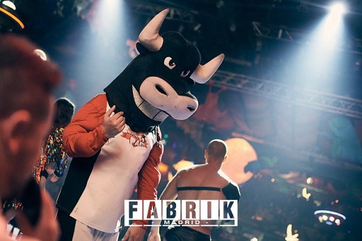Fabrik: Universiparty