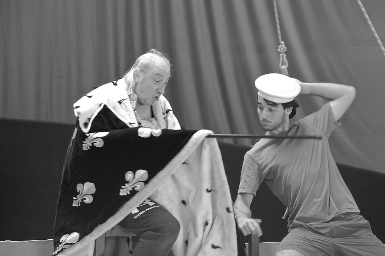 Els Joglars - El rey que fue