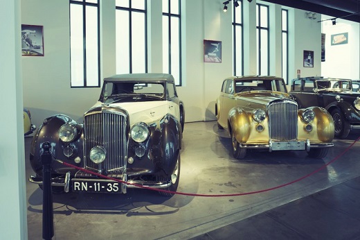 Museo Automovil&iacute;stico y de La Moda